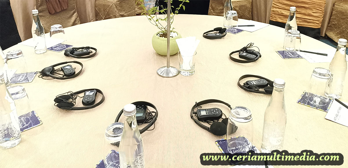 interpreter headset dan receiver wireless