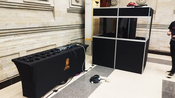 penyewaan headset wireless interpreter di surabaya