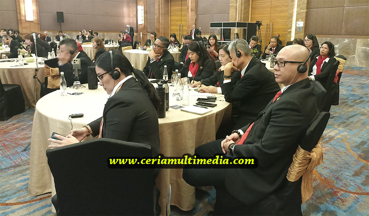 contoh pemakaian alat interpreter