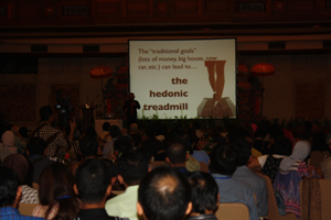 rental-sewa chairman mic untuk pimpinan konferensi.