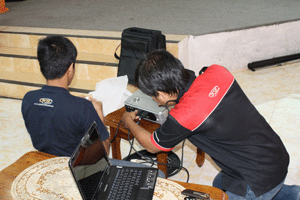 pemasangan sewa lcd projector, rental lcd projector